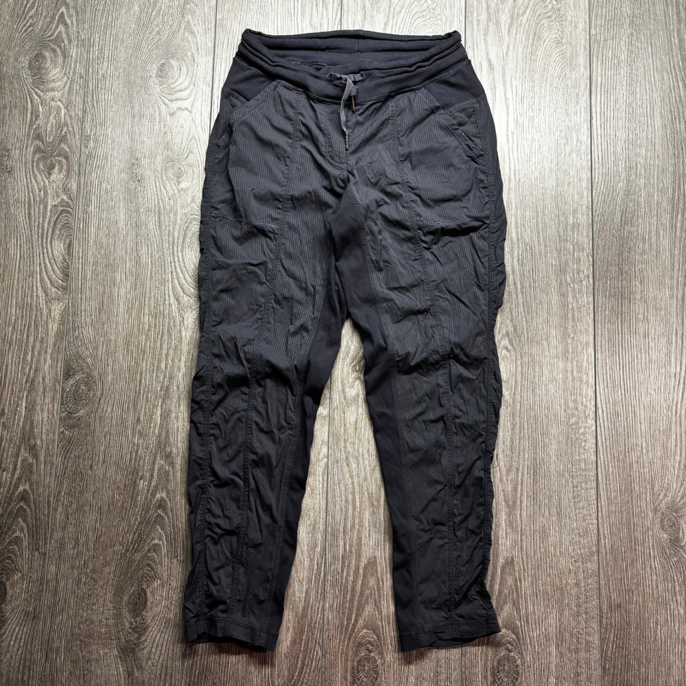 Lululemon Studio Pant II Black Pinstripe Joggers Tapered Leg Womens 4